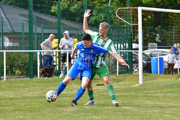 Willie Hall Cup Final. Holy Trinity (Green) v Rose and Crown (Bl