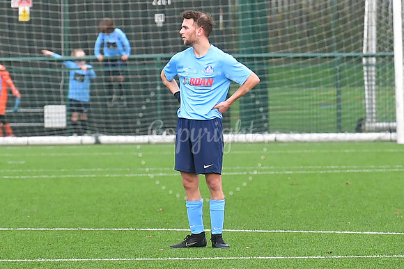 Newark Town  (blue) v Hucknall