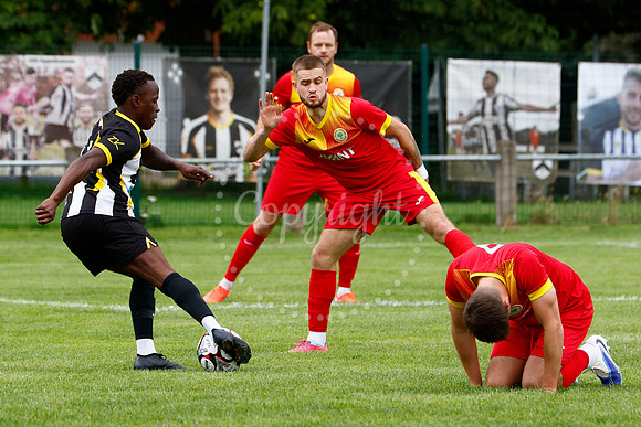 FA Cup - Harleston Town v Walsham-le-Willows