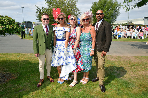 Southwell Racecourse Ladies Day