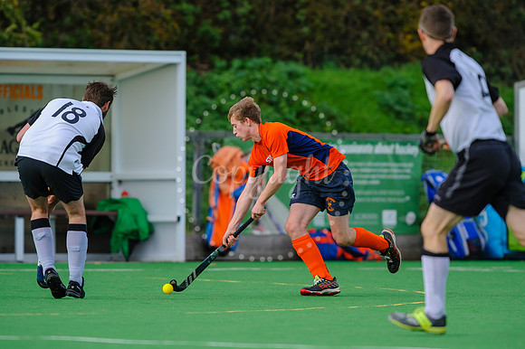 Hockey action from Harleston Magpies Men's 4 v Bury St Edmunds 3