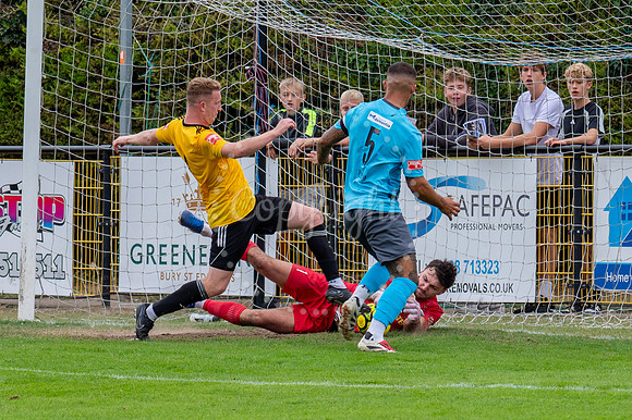 NJ Recreation Way, Mildenhall Town FCMildenhall Town v Cambridg