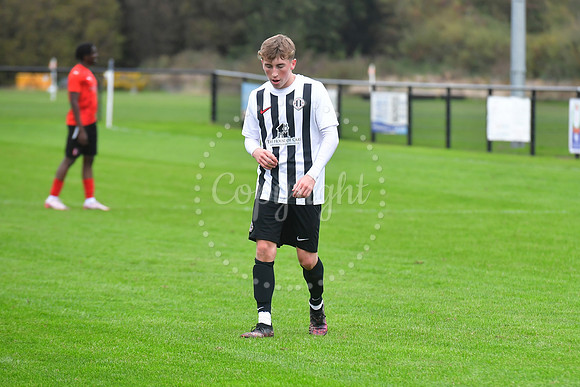 Southwell FC v FCV Grace Dieu football action