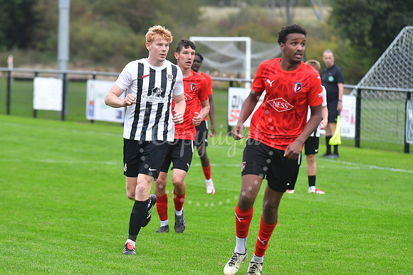 Southwell FC v FCV Grace Dieu football action