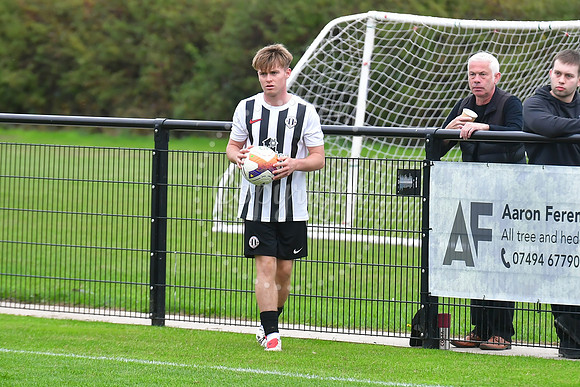 Southwell FC v FCV Grace Dieu football action