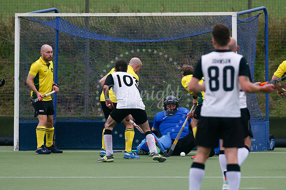 Harleston Magpies Men’s III v Norwich City III