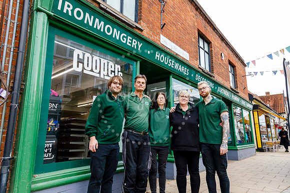 Cooper Hardware Store Closing