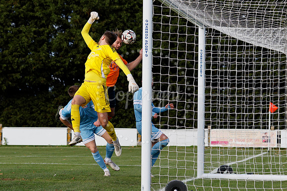 Diss Town v FC Parson Drove