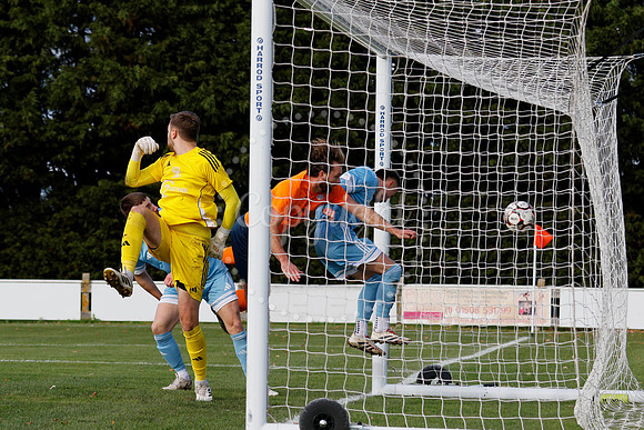 Diss Town v FC Parson Drove