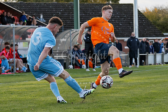 Diss Town v FC Parson Drove