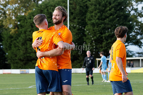 Diss Town v FC Parson Drove