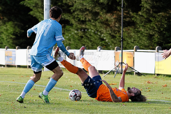 Diss Town v FC Parson Drove
