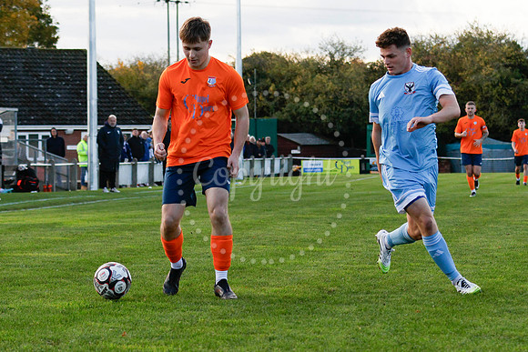 Diss Town v FC Parson Drove