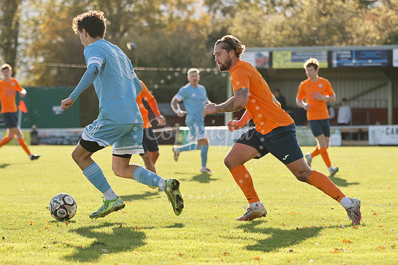 Diss Town v FC Parson Drove