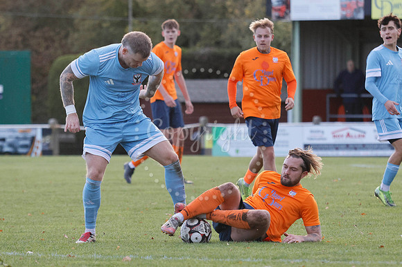 Diss Town v FC Parson Drove