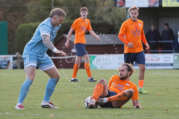 Diss Town v FC Parson Drove