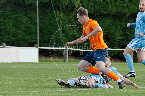 Diss Town v FC Parson Drove