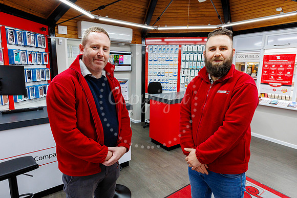 Digital Phone Shop officially opened a store in Diss on Monday.