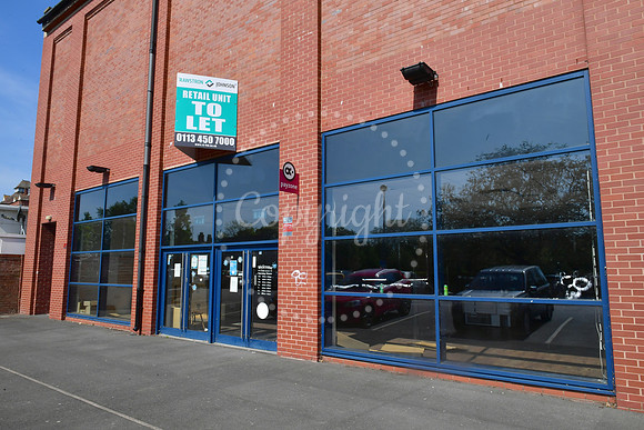 Empty retail unit in London Road car park