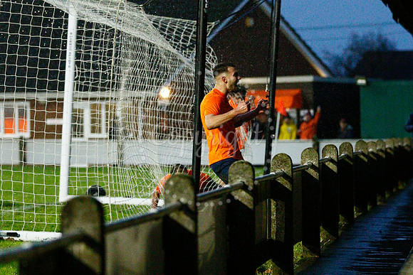 Diss Town v Halesworth