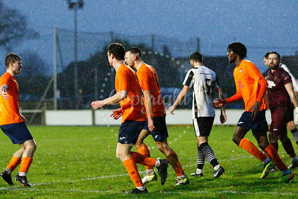 Diss Town v Halesworth