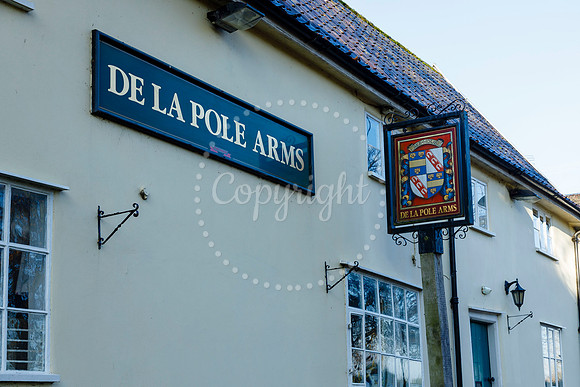 De La Pole Pub Holiday Let