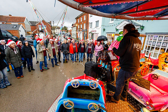 Attleborough Christmas Lights Switch on