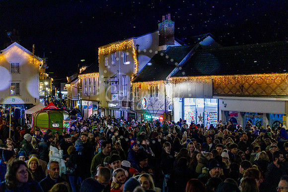 Diss Christmas Lights Switch on