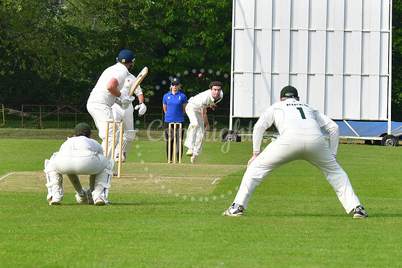 Collingham 2nd XI v Eastwood 1st XI cricket action