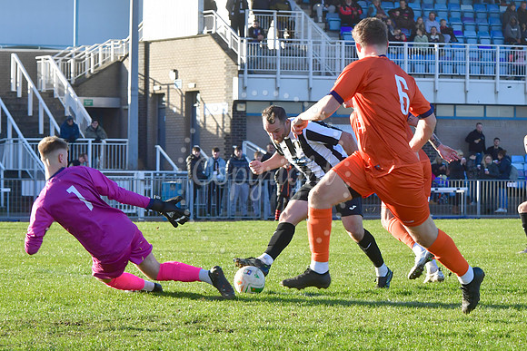 Grantham Town (B/W) v Newark and Sherwood Utd (Orange) football
