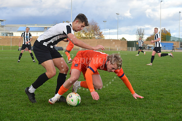 Grantham Town (B/W) v Newark and Sherwood Utd (Orange) football