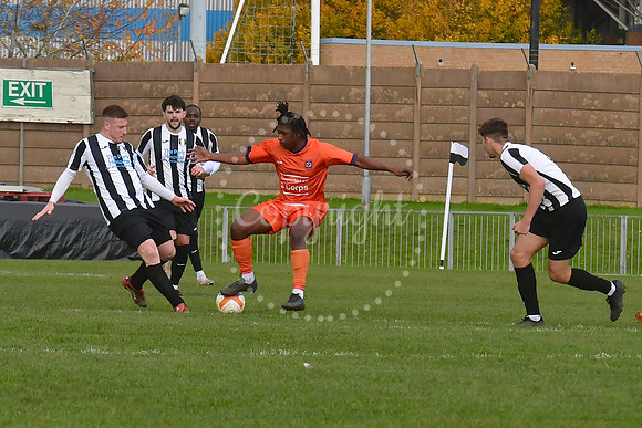 Grantham Town (B/W) v Newark and Sherwood Utd (Orange) football