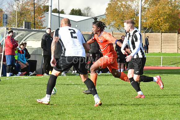 Grantham Town (B/W) v Newark and Sherwood Utd (Orange) football