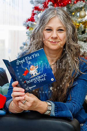 Author Tracey Howard