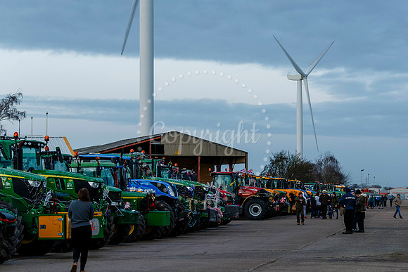 Eye Christmas Lights Tractor Run