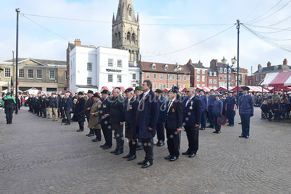 Newark Remembrance Service and Parade