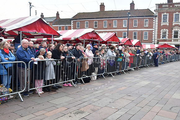 Newark Remembrance Service and Parade