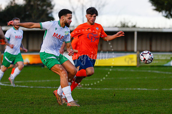 Diss Town v FC Peterborough