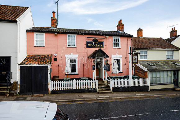 Woolpack pub in Debenham