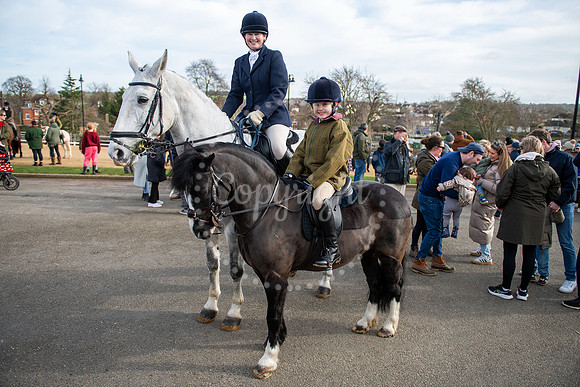 NJ Tattersalls Newmarket Thurlow Hounds meet.Picture by Mark Wes