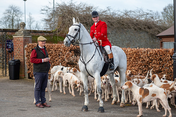 NJ Tattersalls Newmarket Thurlow Hounds meet.Picture by Mark Wes