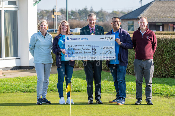 NJ Newmarket Golf ClubCheque presentation £20k to Alzheimer’