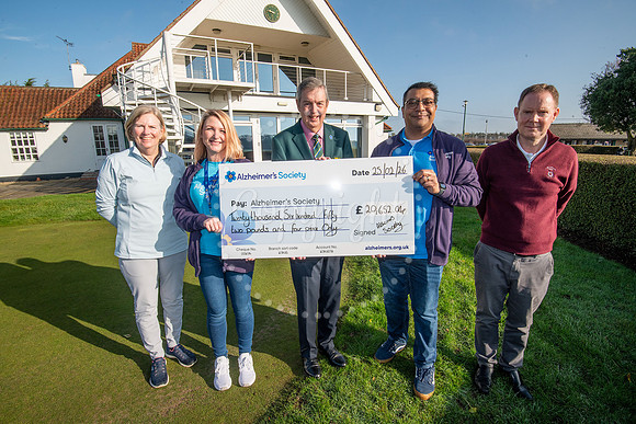 NJ Newmarket Golf ClubCheque presentation £20k to Alzheimer’