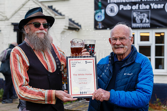 CAMRA Award White Horse pub in Thelnetham