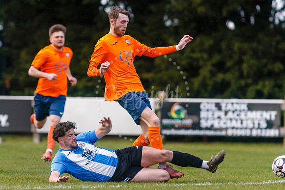 Diss Town v Holbeach