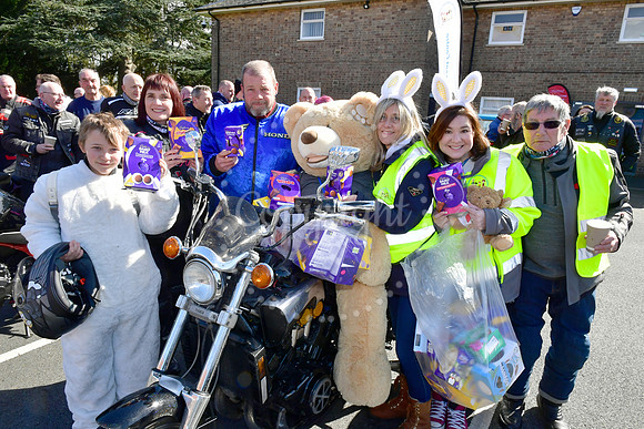 For The Ride UK deliver Easter Eggs to Children's Bereavement Ce