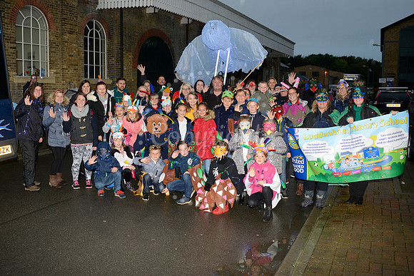 FN CARNIVAL19 121019