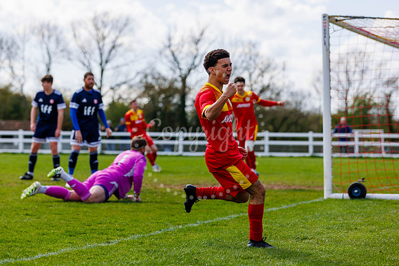 Walsham-le-Willows v Haverhill Rovers