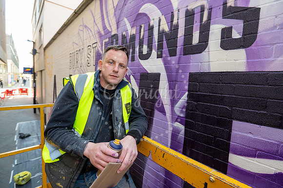 BFP Market Thoroughfare, Bury St EdmundsStreet artist Nathan Mu