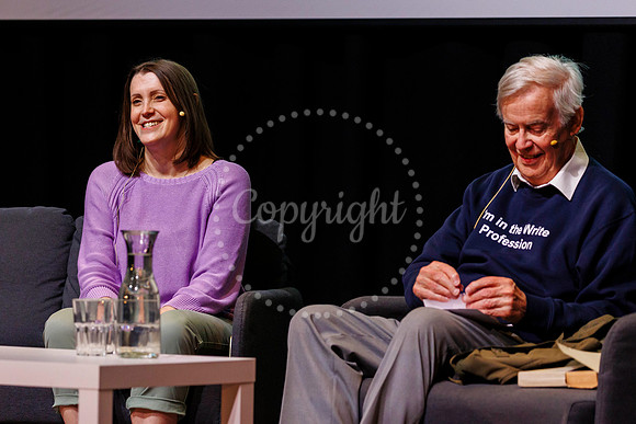 DissCover literary festival